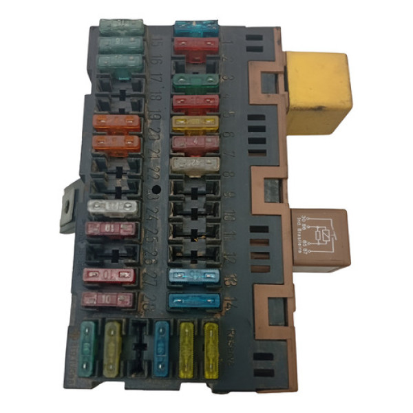 Caixa Fusível Volkswagen Gol 1984 2005 08200001