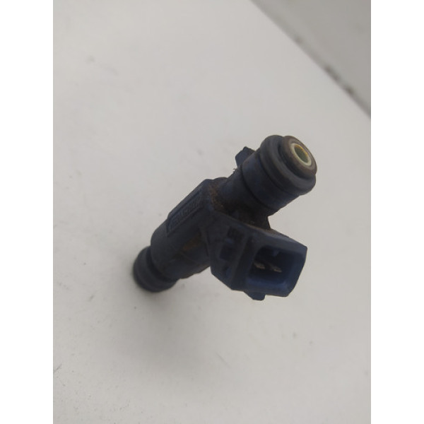Bico Renault Sandero 1.0 16v 2005 2008 H82462823