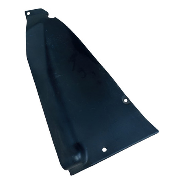 Capa Superior Radiador Volkswagen Saveiro 1999 2005 